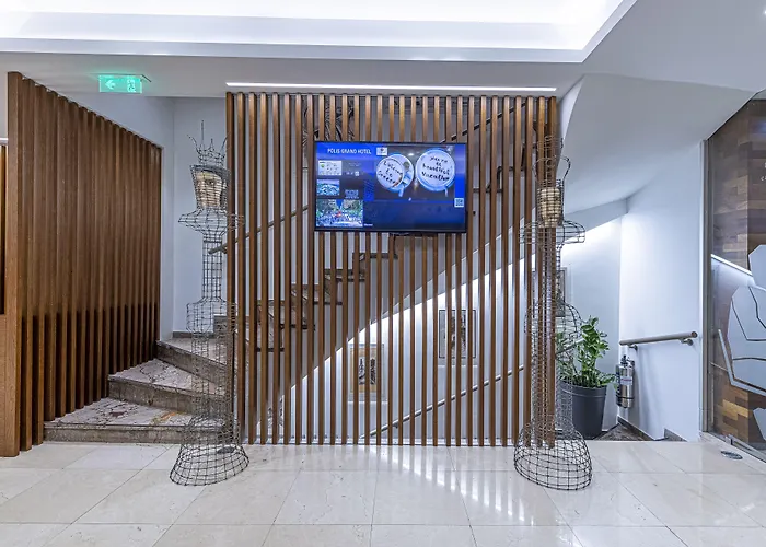 Polis Grand Hotel Atene